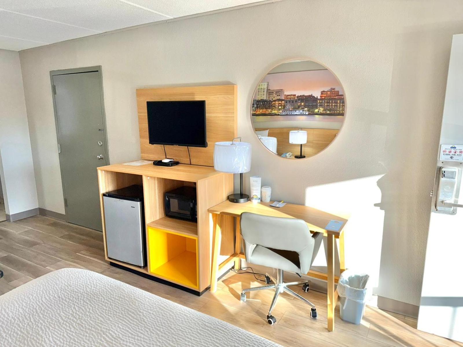 Days Inn By Wyndham Statesboro Exteriör bild