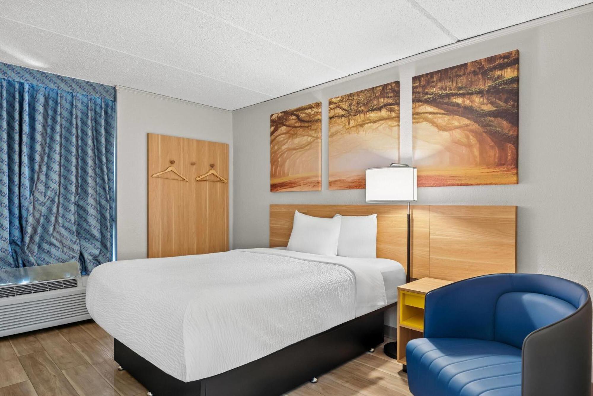 Days Inn By Wyndham Statesboro Exteriör bild