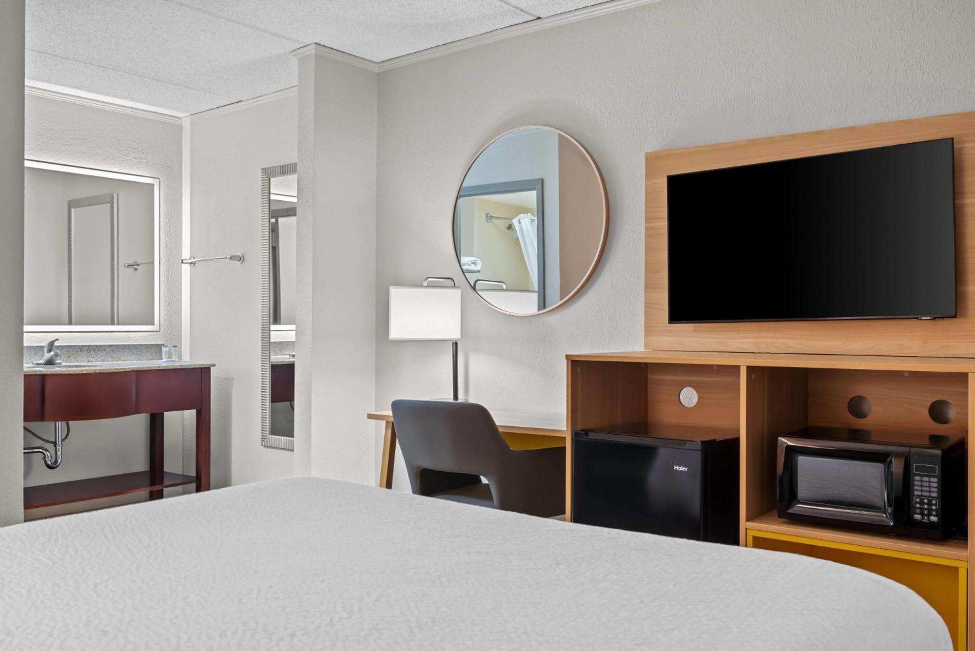 Days Inn By Wyndham Statesboro Exteriör bild