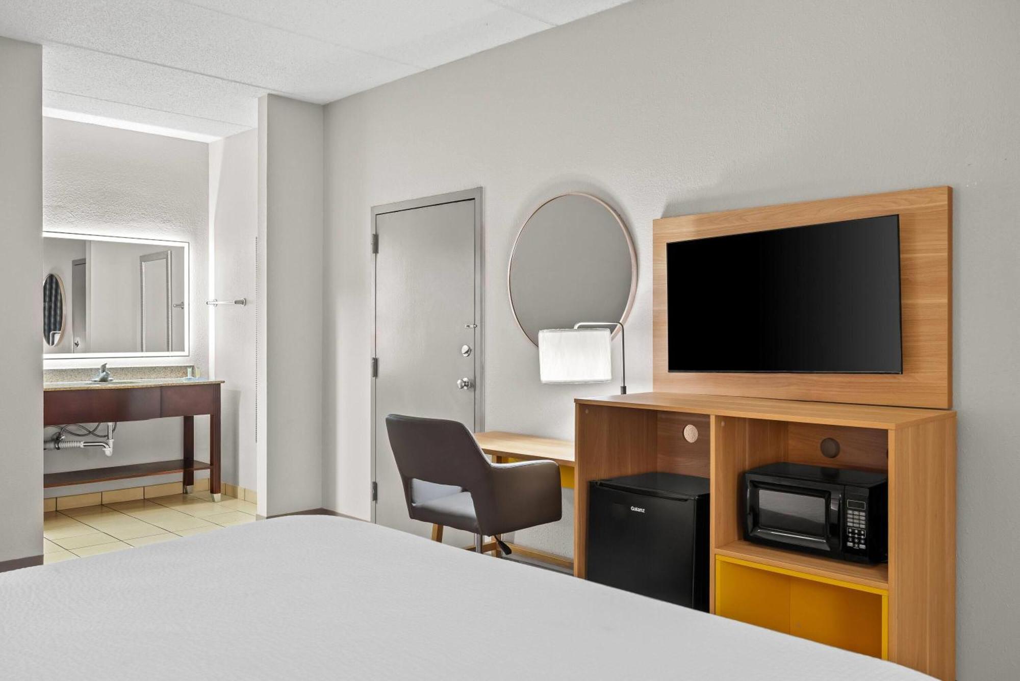 Days Inn By Wyndham Statesboro Exteriör bild