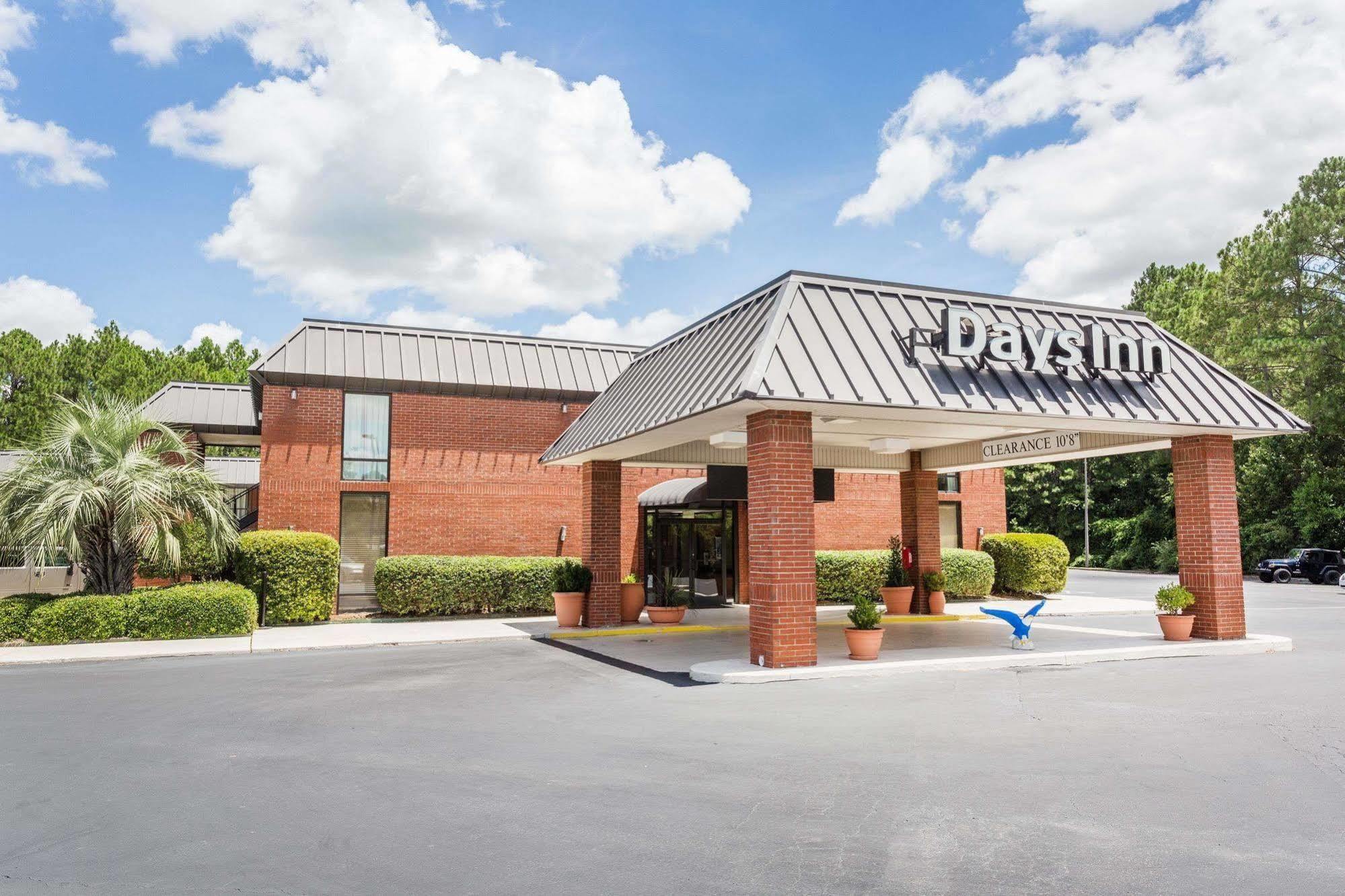 Days Inn By Wyndham Statesboro Exteriör bild